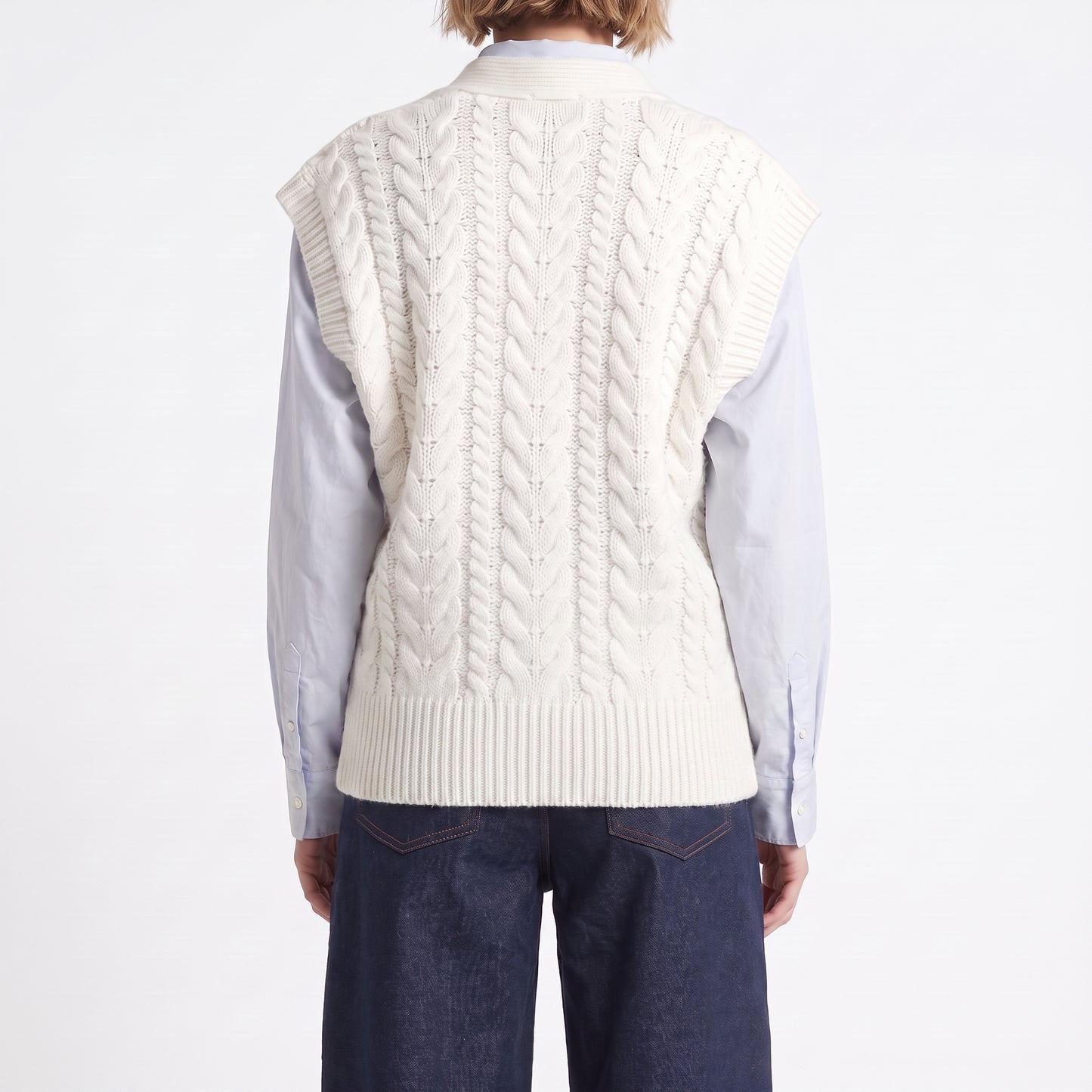 Gilet sans manches Maille torsadée Col V Fermeture boutonnée