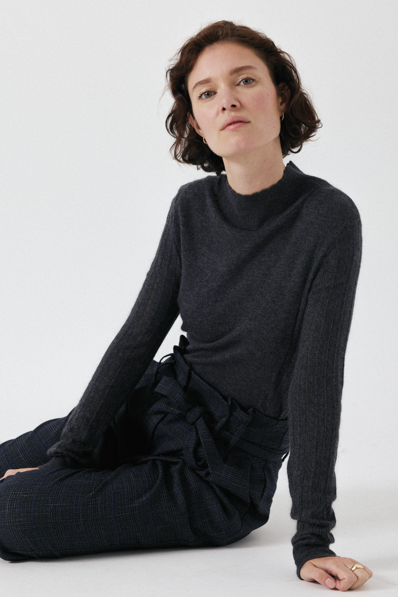PULL COLLINE