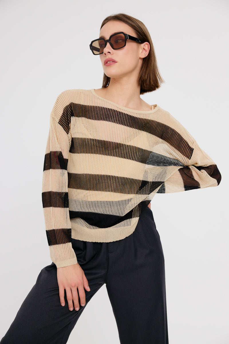 PULL CAPUCINE