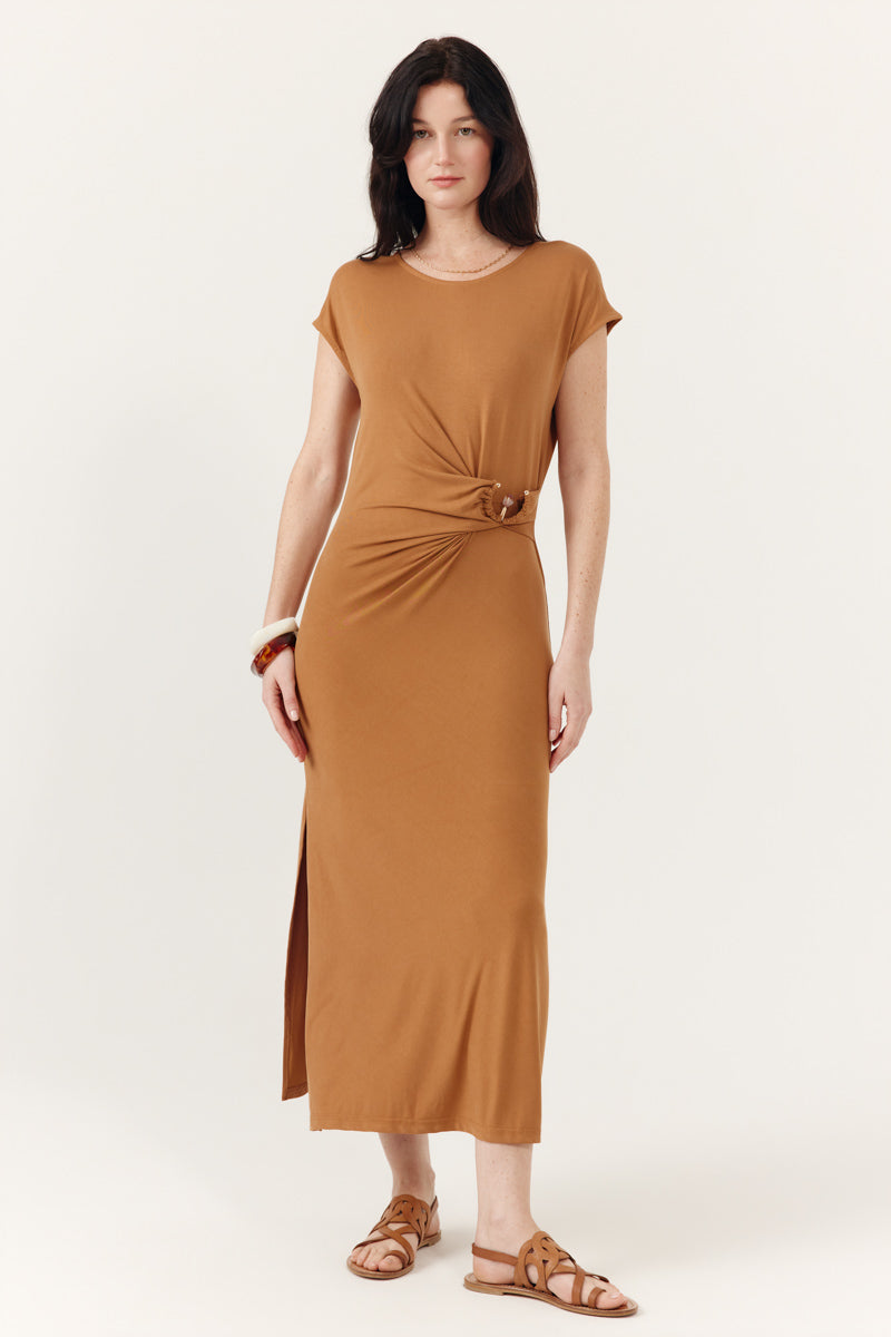 ROBE DORISIA
