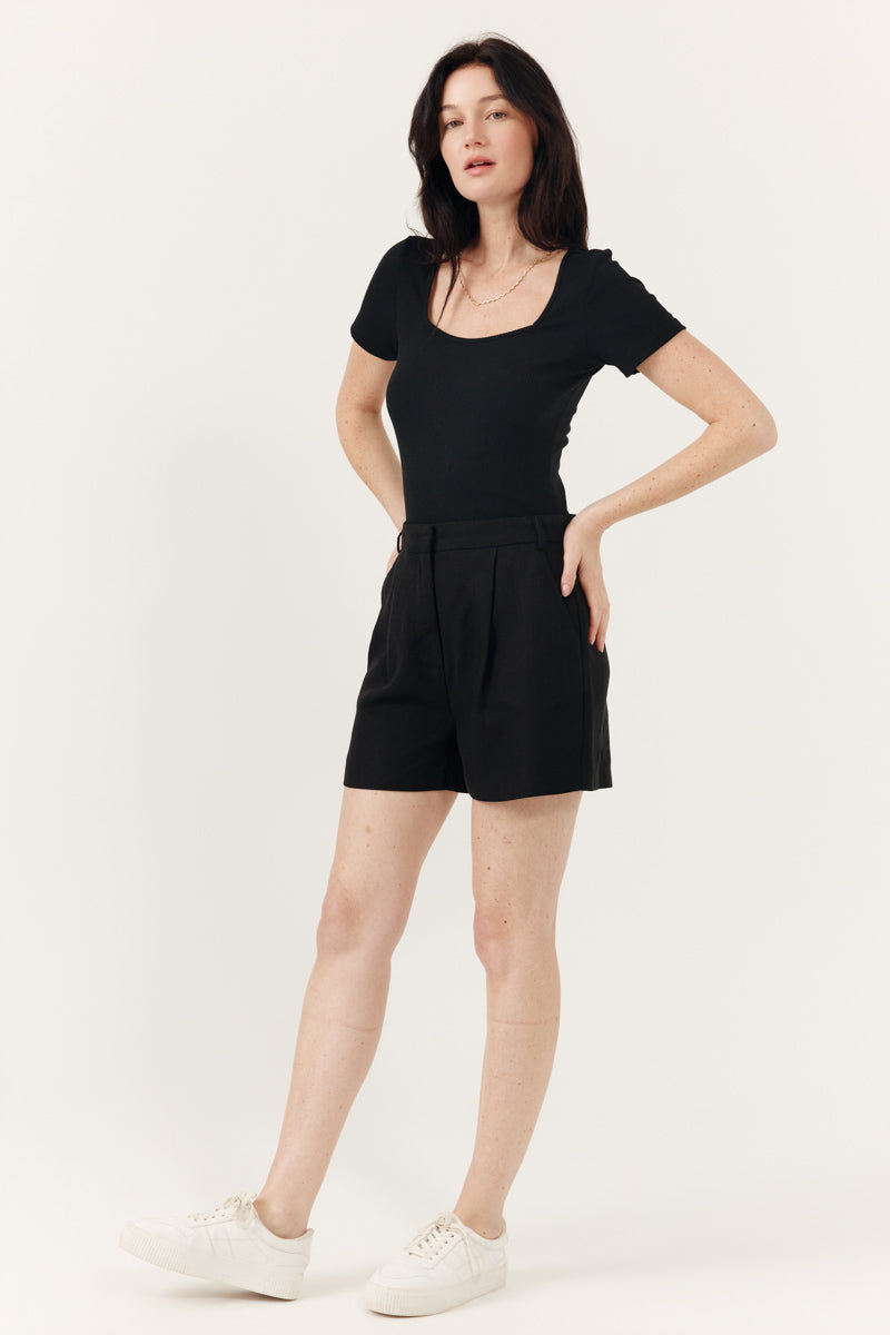 SHORT CAILA