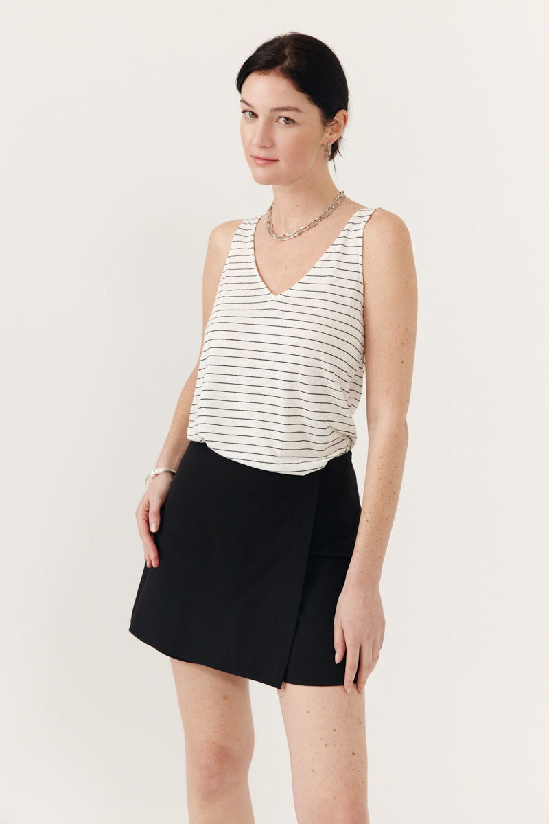 SHORT AMENA