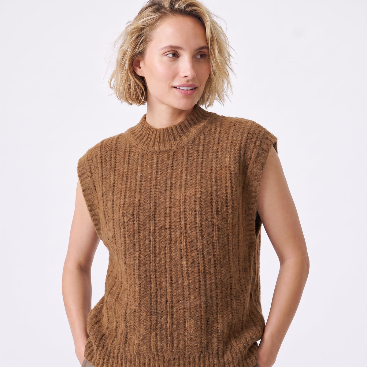 PULL LUNAIA