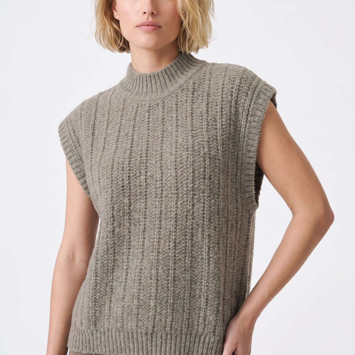 PULL LUNAIA