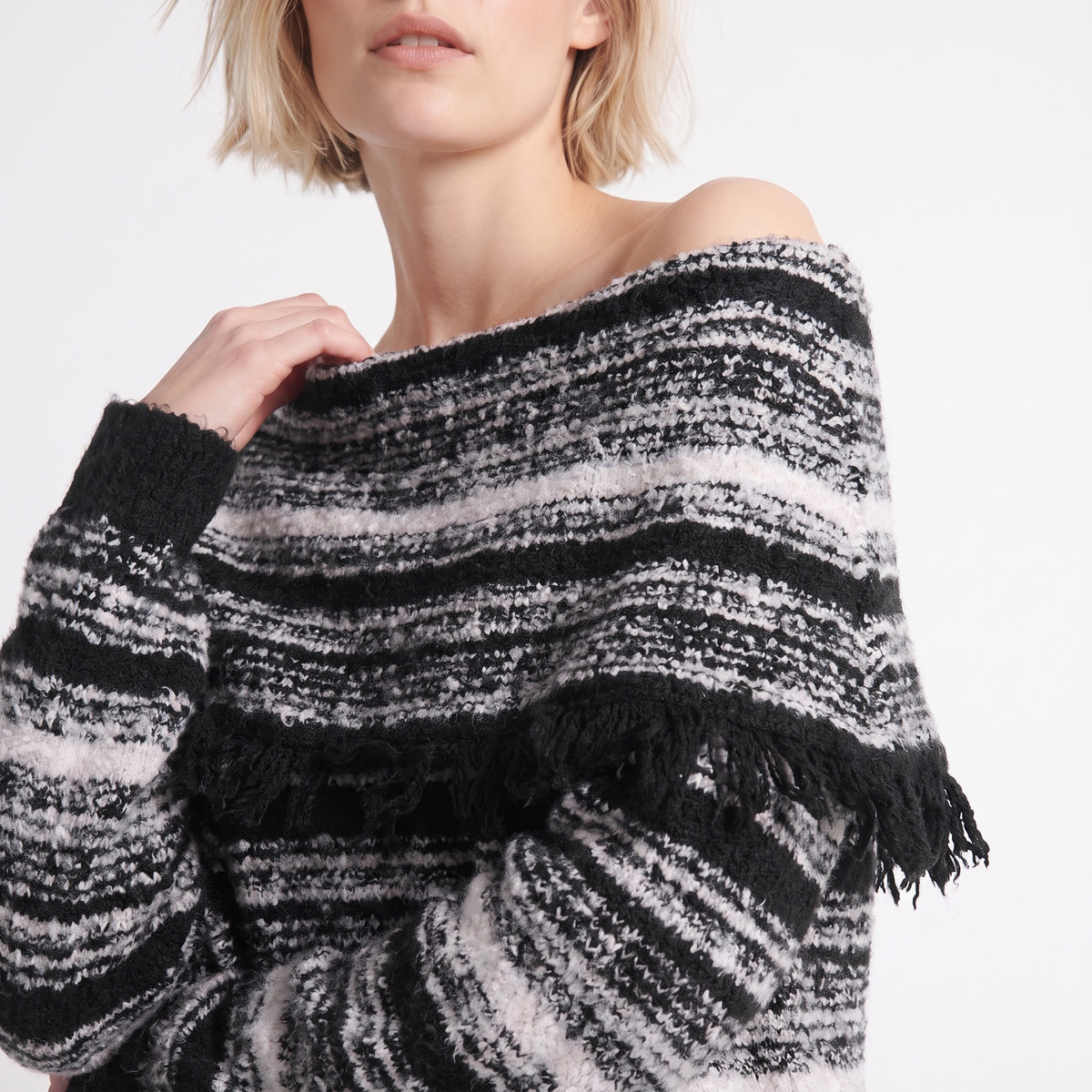 PULL VALERIE