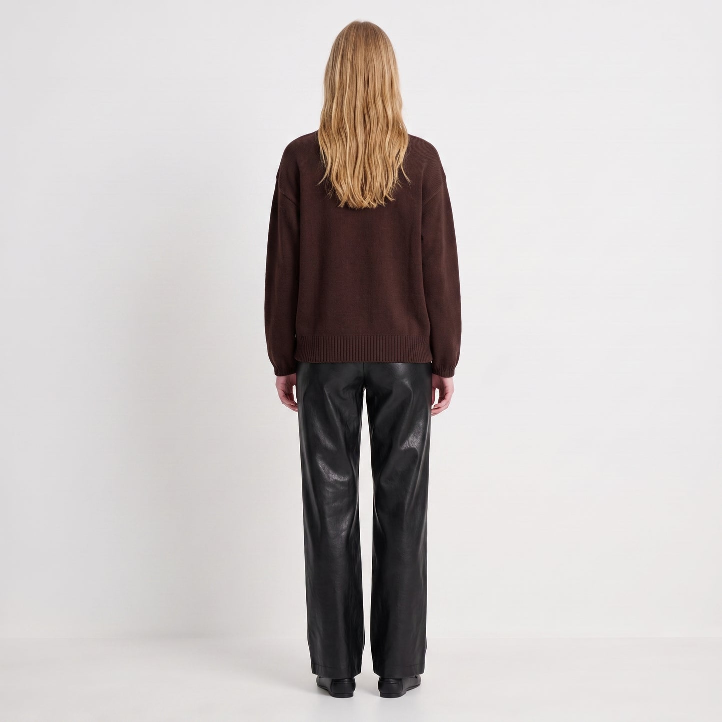PULL VALAURA