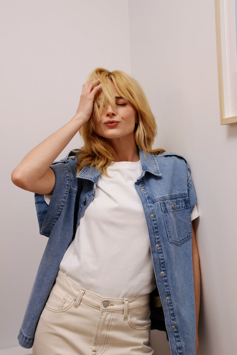 Veste Assiya