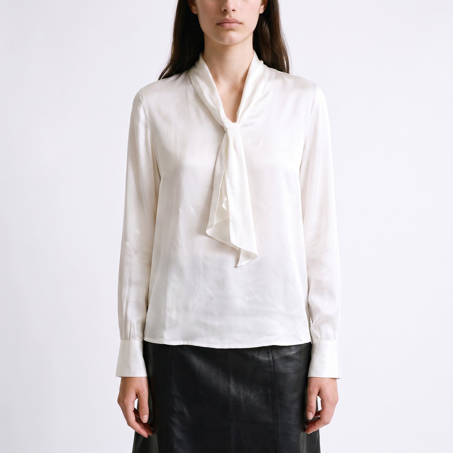 Blouse fluide Col lavallière à noue
