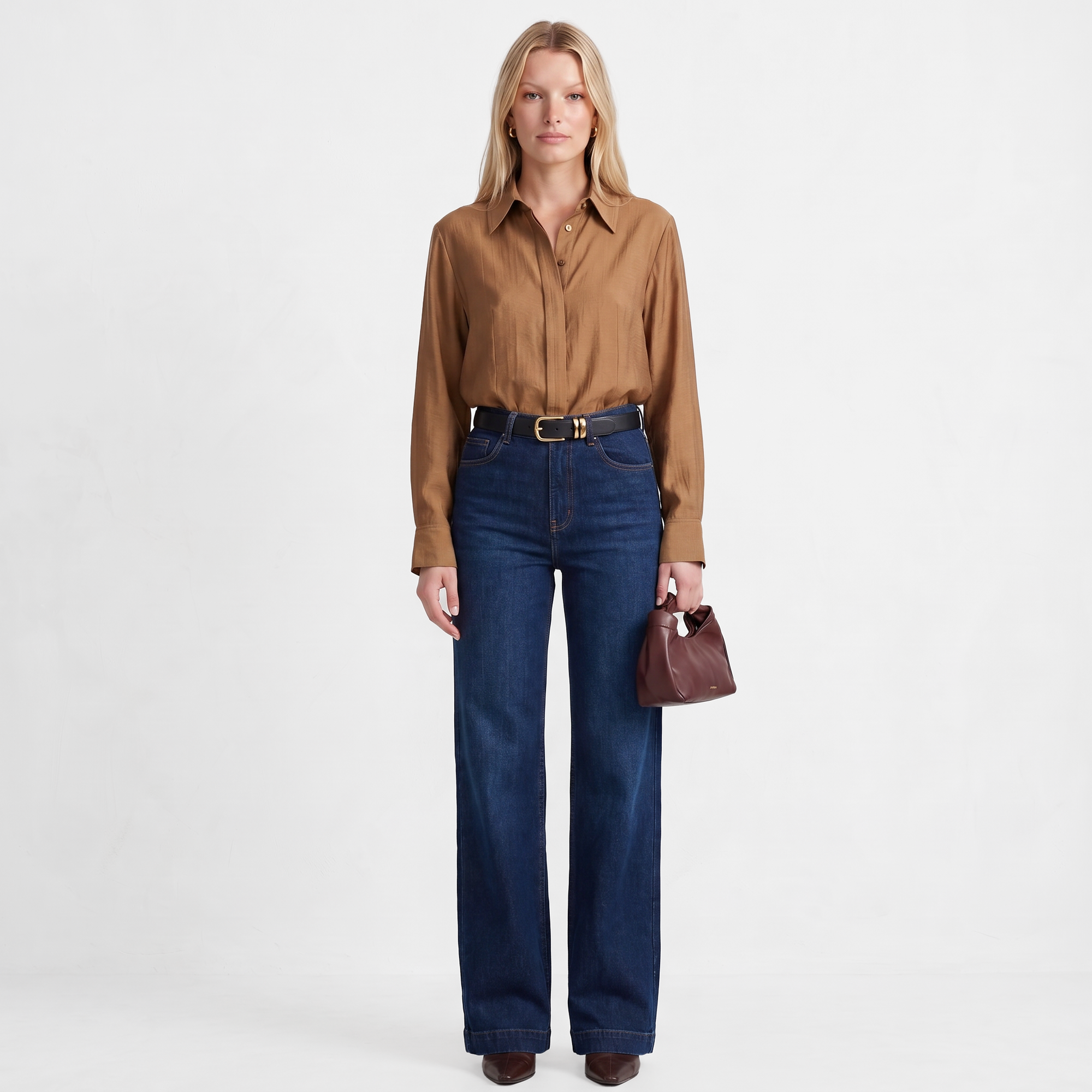 Chemise fluide satinée Col ouvert Coupe féminine et confortable