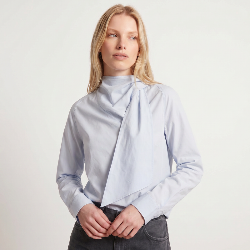 Chemise à lavallière Col à nouer Coupe épurée et intemporelle