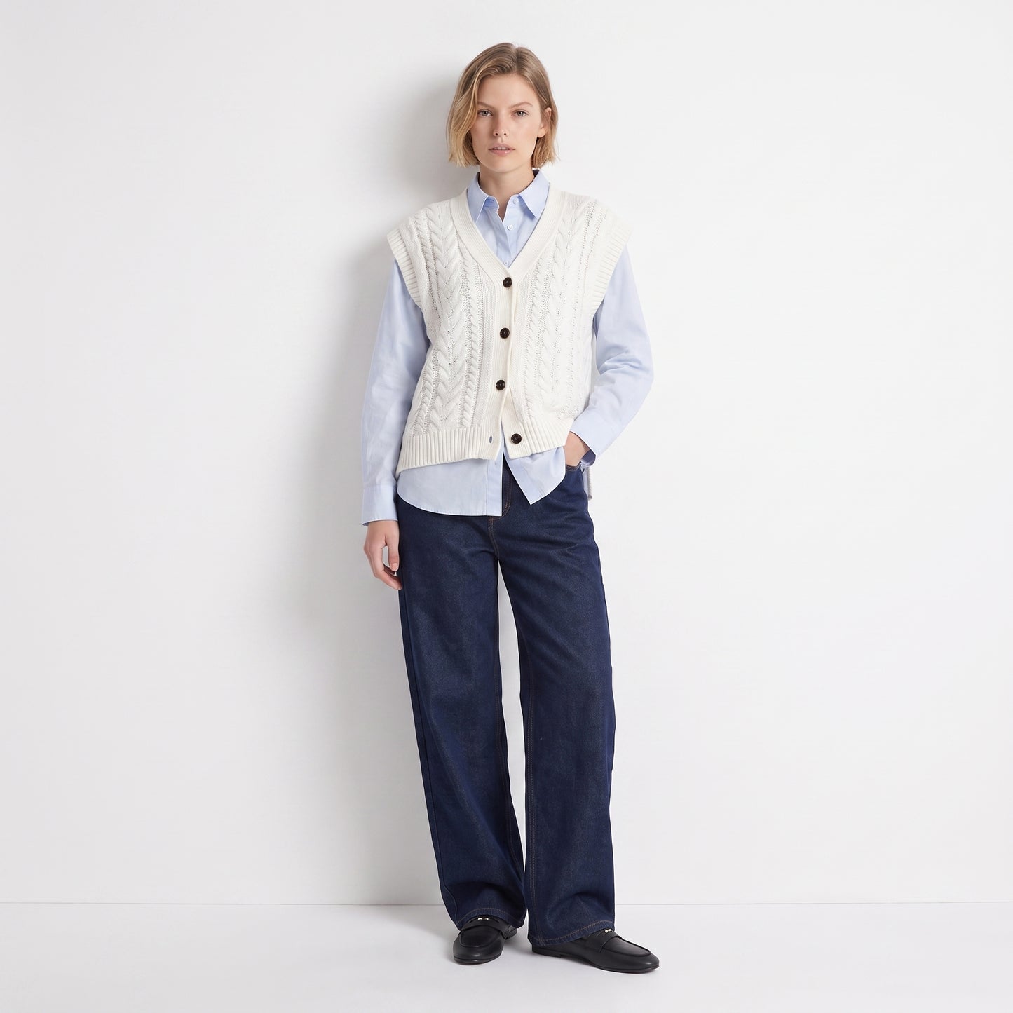Gilet sans manches Maille torsadée Col V Fermeture boutonnée 