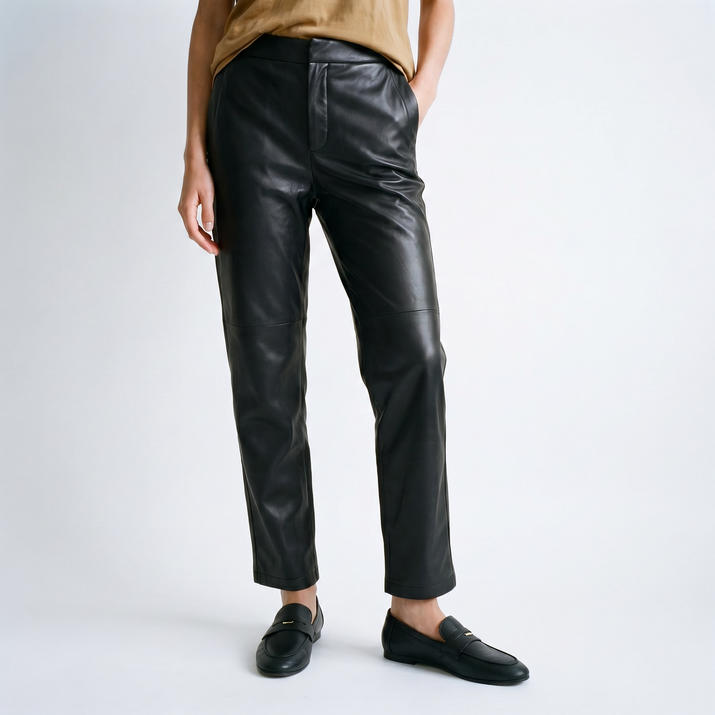 Pantalon cigarette Taille mi-haute Matière effet cuir