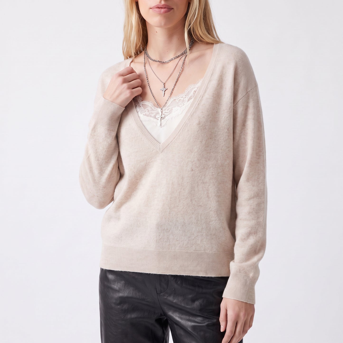 Pull en maille col v, Col polo ouvert Manches longues Coupe légèrement ample