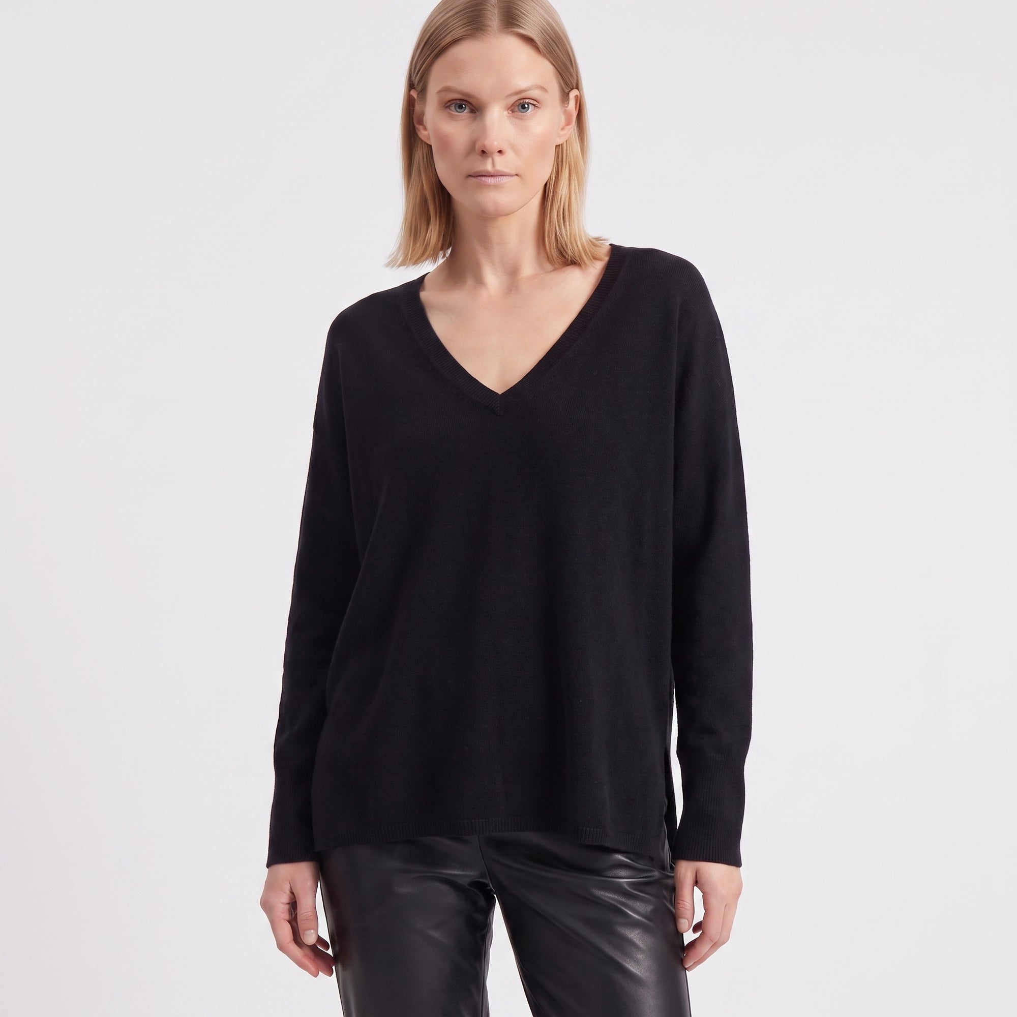 Pull en maille fine col V