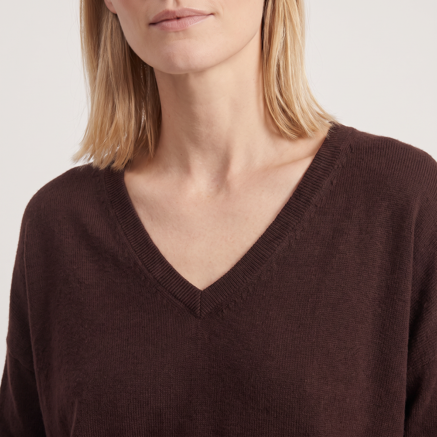 Pull en maille fine col V