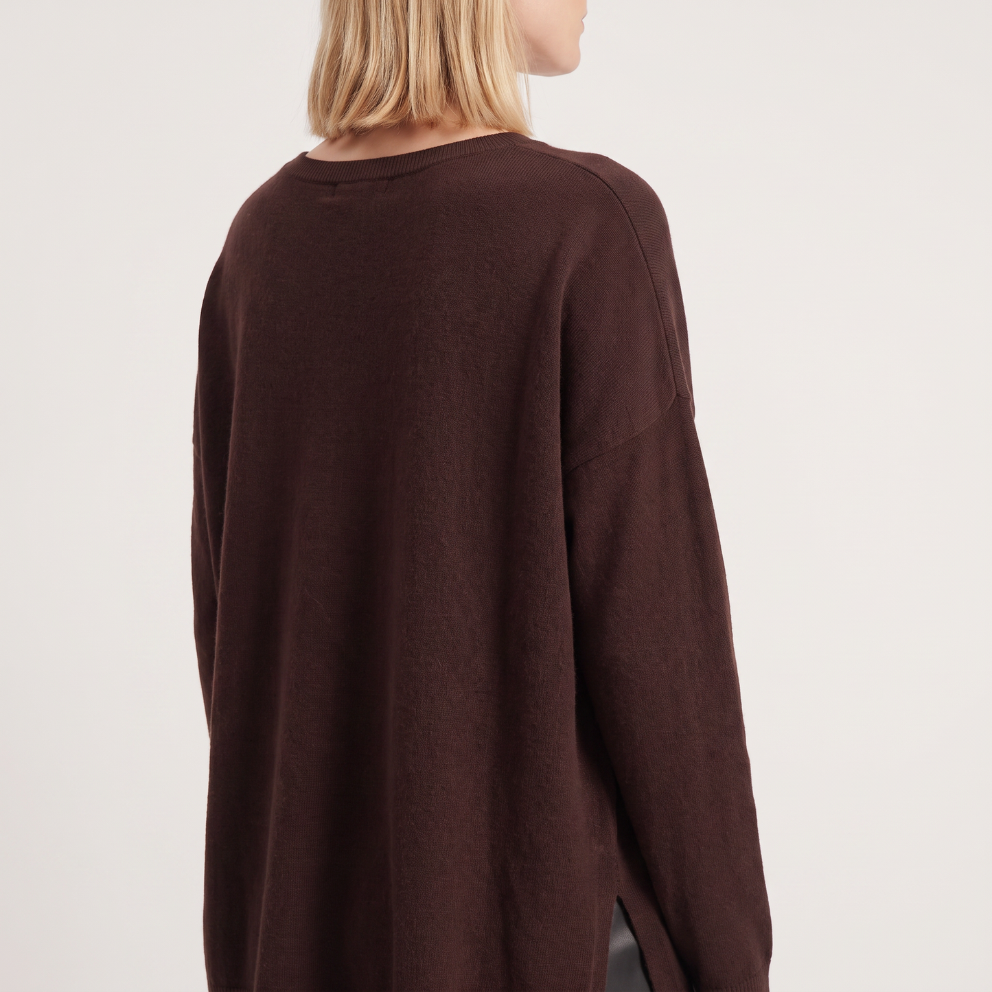 Pull en maille fine col V