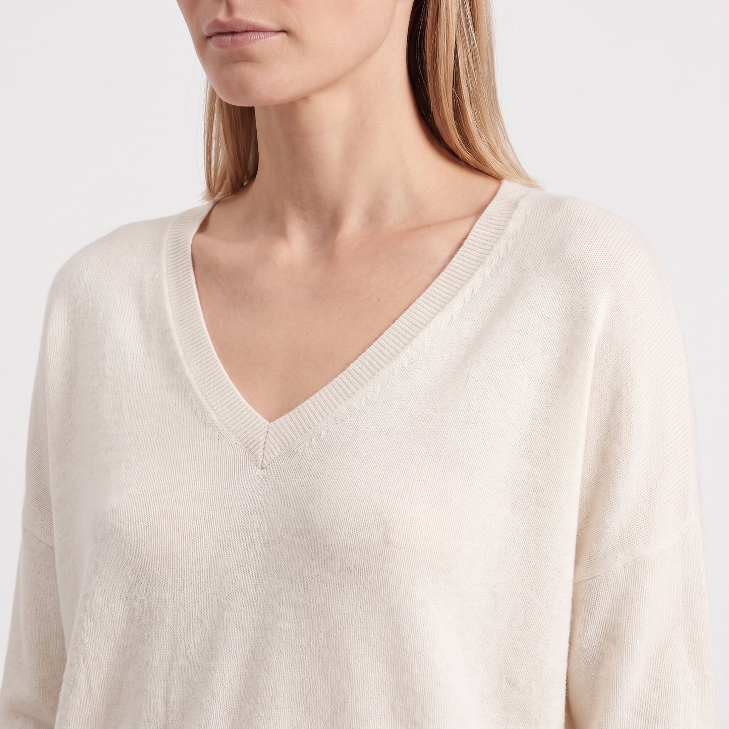 Pull en maille fine col V