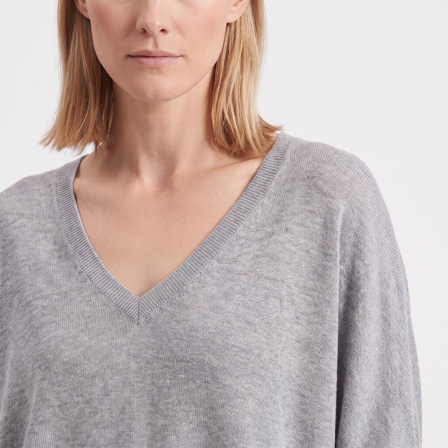Pull en maille fine col V